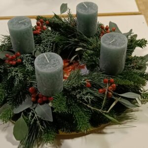 Adventskranz binden – ein Abend voller Erfolgserlebnisse