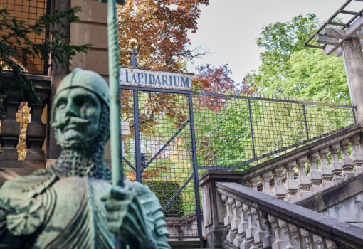 Begegnung mit steinernen Zeugen – Führung durch das Lapidarium in Stuttgart